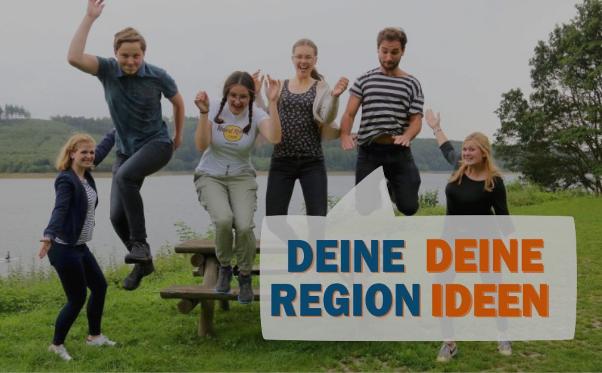 LEADERsein - Deine Region, Deine Ideen - Foto mit Jugendlichen 