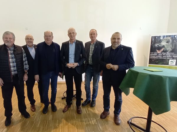 Dauerwald - Exkursionsreihe naturnahe Waldbewirtschaftung