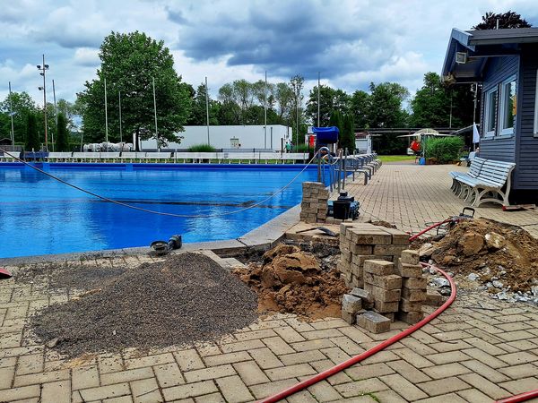 Reparaturarbeiten Freibad Neheim