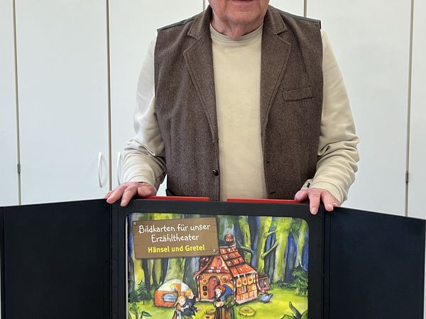 Kamishibai-Theater Kamishibai-Theater