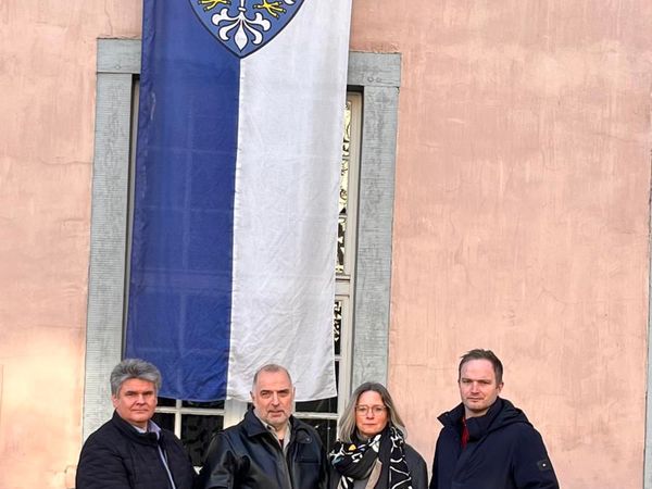 Bürgermeister_und_VV_Statement Demokratie