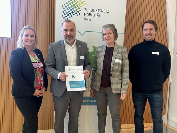 Arnsberg verlängert Mitgliedschaft im Zukunftsnetz Mobilität NRW (1)