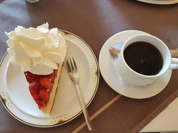 efa Sonntagscafé
