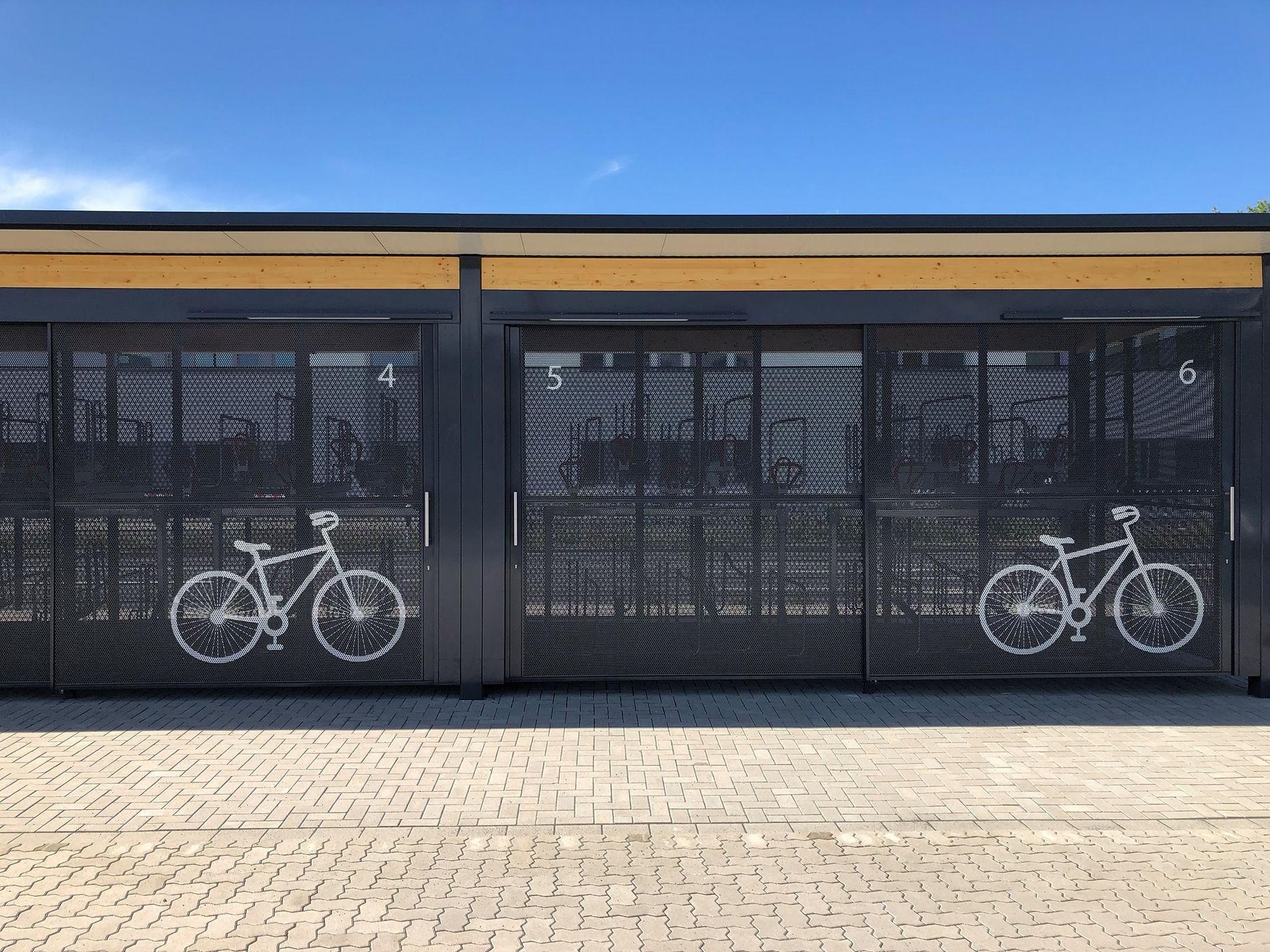 Sammelschließanlage an der Bike-and-Ride Anlage Bahnhof Neheim Hüsten